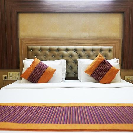 Hotel Classic New Delhi Exterior foto