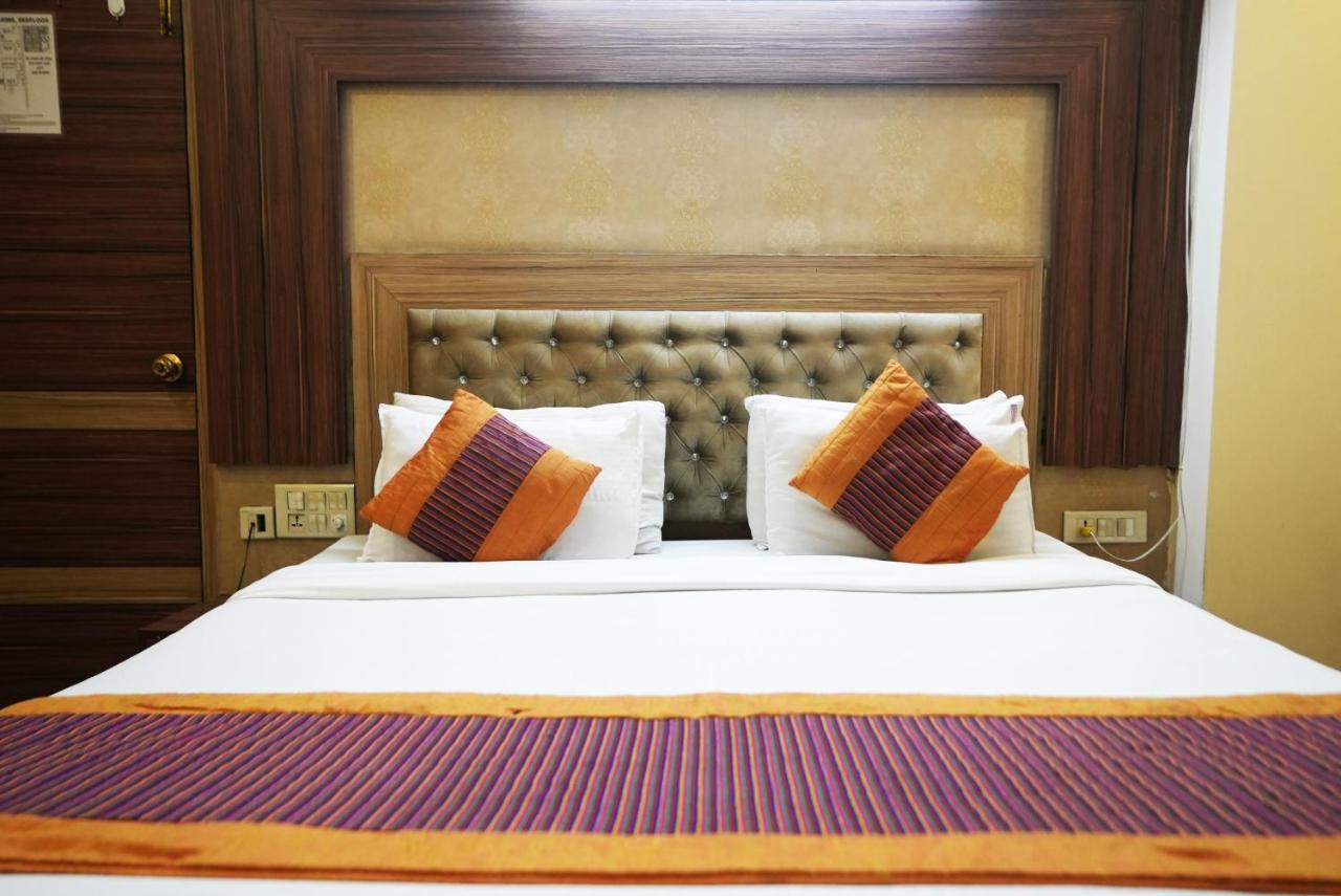 Hotel Classic New Delhi Exterior foto